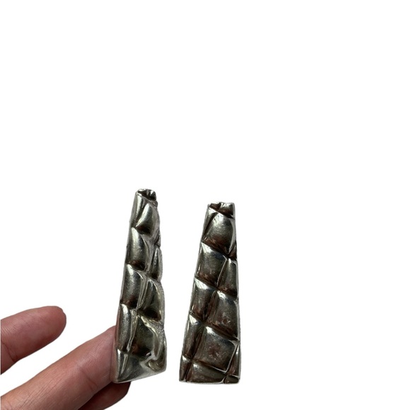Vintage sterling silver clip on earrings by designer Patricia Von Musulin - Picture 2 of 8